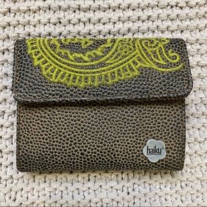 Haiku Brown Green Textured Small Trifold Wallet
